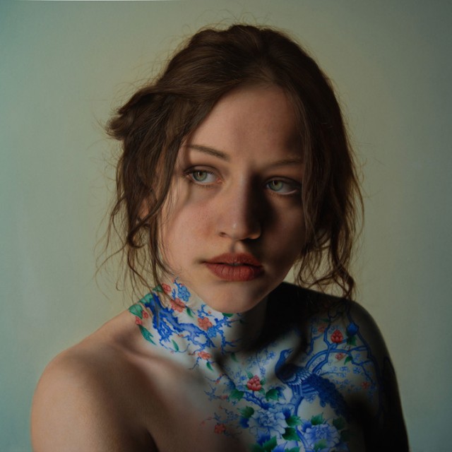 Hyperrealistic-Paintings-With-a-Surreal-Twist_2-640x640